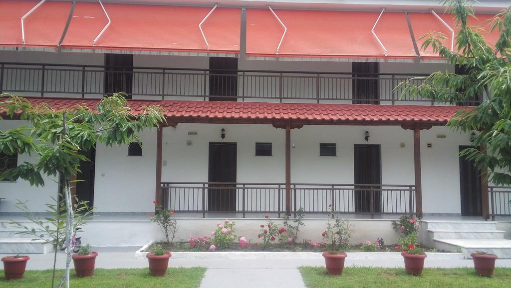 Georgoulas Apartments Paralía Skotínis المظهر الخارجي الصورة